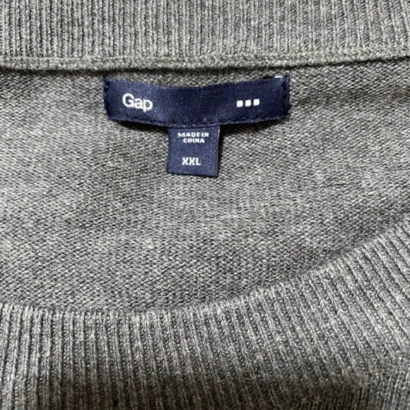 GAP grey sweater with navy sequined heart XXL - Picture 7 of 8